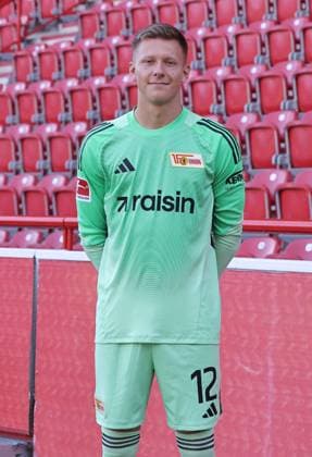 Torwart Yannic Stein; 1.FC Union Berlin FCU Fußball 1.BL Bundesliga Porträttermin Saison 2025 2026 Headshot, Porträt, Portrait, Vorstellung, Präsentation, Pressetermin, GER 19.08.25