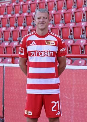 Tim Skarke; 1.FC Union Berlin FCU Fußball 1.BL Bundesliga Porträttermin Saison 2025 2026 Headshot, Porträt, Portrait, Vorstellung, Präsentation, Pressetermin, GER 19.08.25