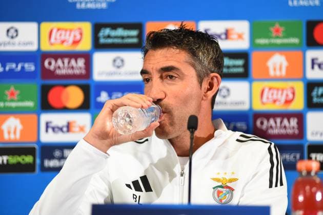 Benfica head coach Bruno Lage speaks during a press conference, PK, Pressekonferenz at Chobani Stadium in Istanbul, ahead of the UEFA Champions League playoff first leg match against Fenerbahce. Istanbul, Turkey August 19, 2025. ( Photo by Seskimphoto ) Istanbul Turkey Istanbul Turkey Copyright: xSeskimphotox BrunoLage_1908 (9)
