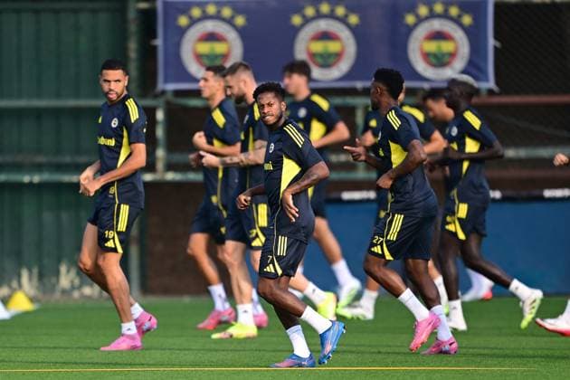 Ahead of Fenerbahce v Benfica - UEFA Champions League ISTANBUL, TURKIYE - AUGUST 19: Fred Rodrigues of Fenerbahce attends at the last training ahead of the UEFA Champions League playoff first leg match against Portugal s Benfica team at the Chobani Stadium in Istanbul, Turkiye on August 19, 2025. Serhat Cagdas Anadolu Istanbul Turkey. Editorial use only. Please get in touch for any other usage.  Copyright: x2025xAnadoluxSerhatxCagdasx