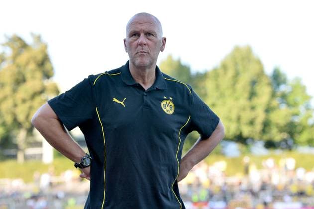 Fußball Frauen DFB-Pokal Saison 2025 2026 Borussia Dortmund - Borussia Mönchengladbach am 19.08.2025 im Stadion Rote Erde in Dortmund Markus Högner ( Trainer Borussia Dortmund ) Nordrhein-Westfalen Deutschland