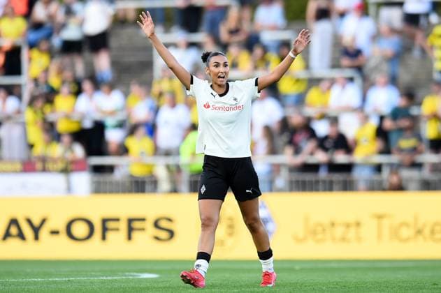Fußball Frauen DFB-Pokal Saison 2025 2026 Borussia Dortmund - Borussia Mönchengladbach am 19.08.2025 im Stadion Rote Erde in Dortmund Miray Cin ( Borussia Mönchengladbach ) Nordrhein-Westfalen Deutschland
