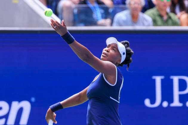 August 19, 2025, Flushing Meadows, New York, USA: Venus Williams (in photo) and Reilly Opelka during a mix doubles match against Karolina Muchova and Andrey Rublev at the 2025 US Open at USTA Billie Jean King National Tennis Center on Tuesday August 19, 2025 in the Flushing neighborhood of the Queens borough of New York City. JAVIER ROJAS PI Flushing Meadows USA - ZUMAp124 20250819_zaa_p124_024 Copyright: xJavierxRojasx