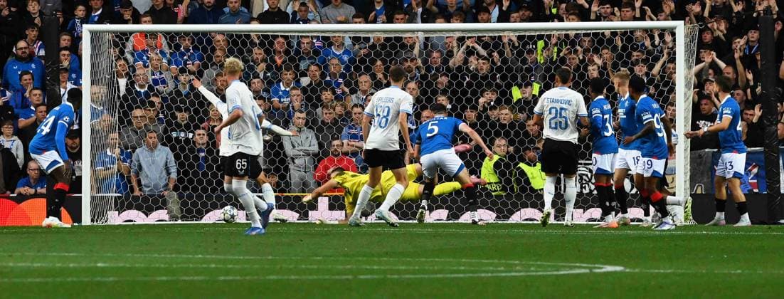 UK: Rangers v Club Brugge, Champions League at Ibrox Stadium in Glasgow, Scotland on 19 August 2025 The ball is in the for the third time. 3-0 to Brugge Glasgow Ibrox Stadium Strathclyde Scotland Copyright: xGerxHarleyx