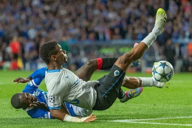 Rangers v Club Brugge Champions League Playoff 1st leg 19 08 2025. Mohamed Diomande of Rangers FC & Raphael Onyedika of Club Brugge collide in the penalty area during the UEFA Champions League Play-off 1st leg, Rangers FC vs Club Brugge, Ibrox Stadium, City}, Glasgow, {Country. {date} Govan Ibrox Stadium Glasgow Scotland Editorial use only , Copyright: xColinxPoultneyx PSI-22629-0014