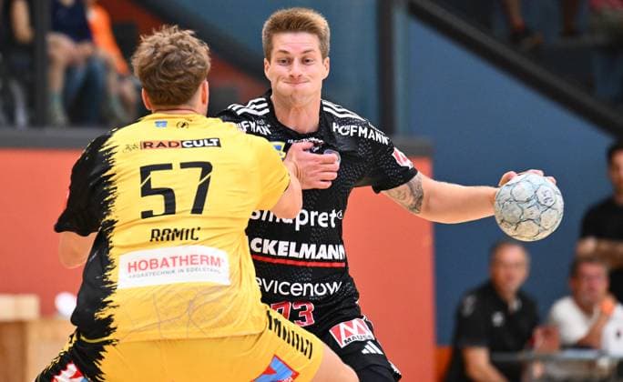 19.08.2025 - Handball - Saison 2025 2026 - Testspiel - Freundschaftsspiel : HC Erlangen HCE - Bregenz Handball - - xwoxzix - Dian Ramic (57, Bregenz Handball ) Viggo Kristjansson (73, HC Erlangen HCE )
