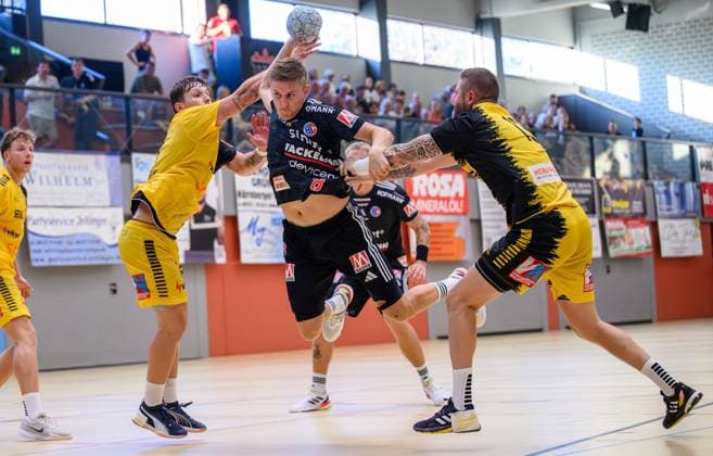 19.08.2025 - Handball - Saison 2025 2026 - Testspiel - Freundschaftsspiel : HC Erlangen HCE - Bregenz Handball - - xwoxzix - Sander Andreassen Overjordet ( 8, HC Erlangen HCE )