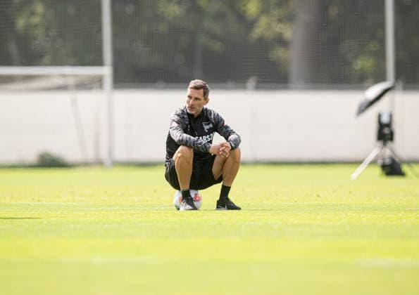 Fussball, Herren, Saison 2025 26, 2. Bundesliga, Hertha BSC, Training, Trainer Stefan Leitl (Hertha BSC), 20.08. 2025,