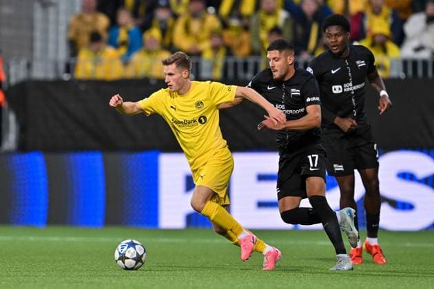 SOCCER - UEFA CL, Bodo vs Sturm FELDKIRCHEN,AUSTRIA,20.AUG.25 - SOCCER - UEFA Champions League, play off, FK Bodo Glimt vs SK Sturm Graz. Image shows Patrick Berg (Bodo Glimt) and Emir Karic (Sturm).  GEPAxpictures xAvnixRetkoceri