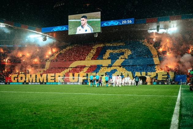 20.08.2025, Fussball, Herren, Champions League Playoffs, Saison 25-26, FC Basel vs FC Kopenhagen Einlaufen Basel Ultras Timo St. Jakob-Park, Basel, Schweiz