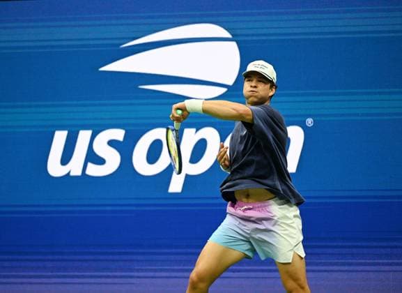 FLUSHING NY- AUGUST 20: Ben Shelton is seen during practice with Alejandro Davidovich Fokina on Arthur Ashe Stadium at the USTA Billie Jean King National Tennis Center on August 20, 2025 in Flushing Queens. Copyright: xmpi04x