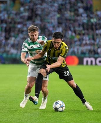 James Forrest of Celtic & Yerkin Tapalov of Kairat Almaty Celtic v Kairat Almaty, UEFA Champions League, Play-Off Round, First Leg, Football, Celtic Park, Glasgow, Scotland, UK - 20 Aug 2025Glasgow Celtic Park Scotland United Kingdom EDITORIAL USE ONLY No use with unauthorised audio, video, data, fixture lists, club league logos or live services. Online in-match use limited to 120 images, no video emulation. No use in betting, games or single club league player publications. Copyright: xStuartxWallace Shutterstockx 15446684bk