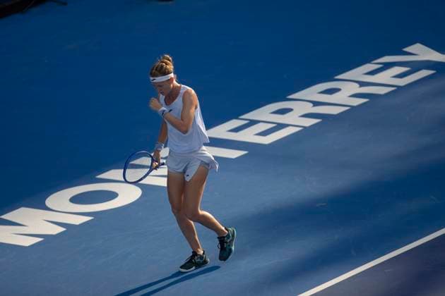 August 20, 2025, Monterrey, Nuevo Leon, Mexico: Marie BouzkovoÂ¡ (CZE) in action against Beatriz Haddad Maia (BRA) during their match at the Monterrey Open WTA, Tennis Damen 500. BouzkovoÂ¡ wins by a score of 6:3 6:4. Monterrey Mexico - ZUMAo125 20250820_zip_o125_004 Copyright: xAntonioxOjedax