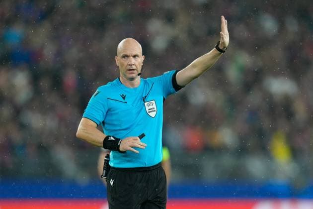 Referee Anthony Taylor during FC Basel 1893 vs FC Copenhagen, UEFA Champions League football match in Basel, Switzerland, August 20 2025  Copyright: xScottxColeman IPAxSportx xipa-agency.netx xx IPA_62826807 IPA_Agency_IPA62826807