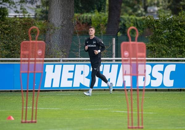 Fussball, Herren, Saison 2025 26, 2. Bundesliga, Hertha BSC, Training, Torhüter Tjark Ernst (Hertha BSC), 20.08. 2025,