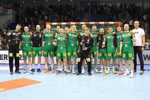 20.08.2025, xgox, Handball - Hummel Cup SC Magdeburg - TVB Stuttgart emspor, v.l. Magdeburg Jubel ueber den Sieg, Jubel nach Spielende Magdeburg