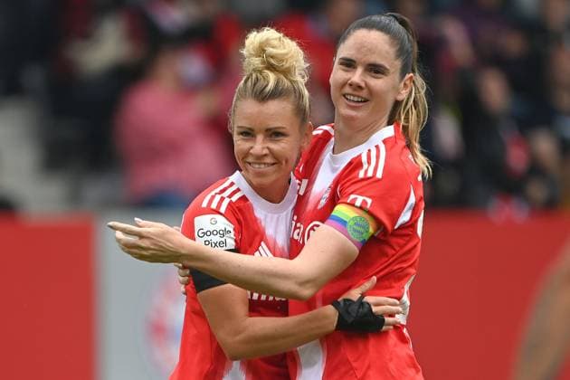 Torjubel v.li:Linda DALLMANN (FCB) nach Tor zum 2-0 mit Sarah ZADRAZIL (FCB) Jubel,Freude,Begeisterung,Aktion, Fussball Testspiel FC Bayern Muenchen Frauen - Real Madrid am 21.08.2025 FC Bayern Campus. Fussball 1. Bundesliga,Saison 2024 2025.