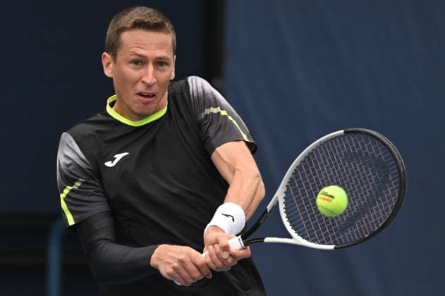 Belgian Kimmer Coppejans pictured in action during a tennis match between Belgian Blockx and Belgian Coppejans, in the second round of the qualifications for the men s signles of the 2025 US Open Grand Slam tennis tournament in New York City, USA, Thursday 21 August 2025. TONYxBEHAR  x131793884x