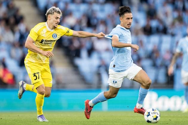 250821 Stepan Langer of SK Sigma Olomouc and Adrian Skogmar of Malmö FF during the first leg UEFA Europa League playoff football match between Malmö FF and SK Sigma Olomouc on August 21, 2025 in Malmö. Photo: Petter Arvidson BILDBYRAN kod PA PA1067 fotboll, football, soccer, fotball,uefa europa league, europa le Copyright: PETTERxARVIDSON BB250821PA083