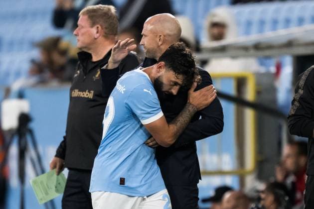 250821 Head coach Henrik Rydström and Sead Haksabanovic of Malmö FF during the first leg UEFA Europa League playoff football match between Malmö FF and SK Sigma Olomouc on August 21, 2025 in Malmö. Photo: Petter Arvidson BILDBYRAN kod PA PA1067 fotboll football soccer fotball uefa europa league europa league malmö ff sk sigma olomouc bbeng playoff bbauto Copyright: PETTERxARVIDSON BB250821PA101