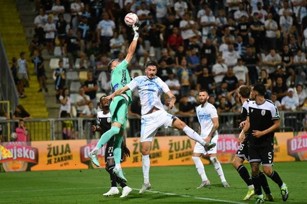 Rijeka, 210825. Rujevica Stadium. Player Stjepan Radeljic plays on the first match of the 4th qualifying round of the UEFA Europa League Rijeka - PAOK. Photo: Damir Skomrlj CROPIX Copyright: xxDamirxSkomrljx xCROPIXx rijeka_paok10-210825