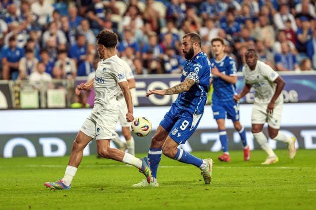 POLAND OUT !!! 21.08.2025 POZNAN, BULGARSKA , ENEA STADION PILKA NOZNA (FOOTBALL), PLAY-OFFS UEFA EUROPA LIGA 2025 - 2026 GAME LECH POZNAN - RKC GENK N P (R) MIKAEL ISHAK FOTO JAKUB PIASECKI CYFRASPORT NEWSPIX.PL --- newspix.pl 