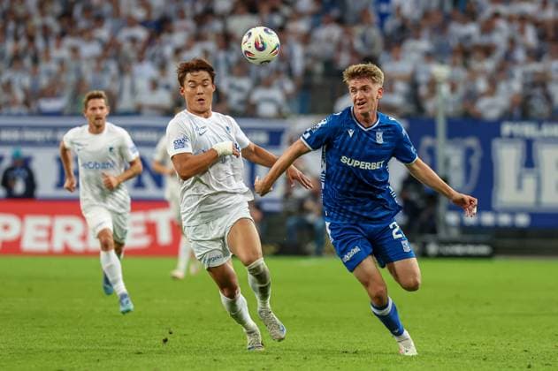 POLAND OUT !!! 2025.08.21 Poznan Pilka nozna 4 Runda Eliminacji Liga Europy Lech Poznan - KRC Genk N z Hyeongyu Oh Wojciech Monka Foto Pawel Jaskolka PressFocus 2025.08.21 Poznan Football 4th Qualifying Round UEFA Europa League Lech Poznan - KRC Genk Credit: Pawel Jaskolka PressFocus NEWSPIX.PL --- newspix.pl 