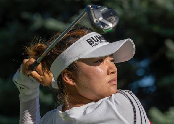 August 21, 2025, Mississauga, On, CANADA: Soo Bin Joo of Korea watches her tee shot on the 18th hole in the first round of the Canadian Women s Open at Mississauga Golf and Country Club in Mississauga, Ont., Thursday, Aug. 21, 2025. Canada News - August 21, 2025  - ZUMAc35_ 20250821_zaf_c35_077 Copyright: xFrankxGunnx