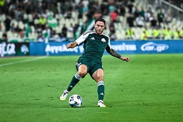 August 21, 2025, Athens, Athens, Greece: 2 DAVIDE CALABRIA of Panathinaikos plays during the Europa League, Play-offs, 1st leg match between Panathinaikos and Samsunspor at OAKA Stadium on August 21, 2025, in Athens, Greece. Athens Greece - ZUMAk160 20250821_zip_k160_008 Copyright: xStefanosxKyriazisx
