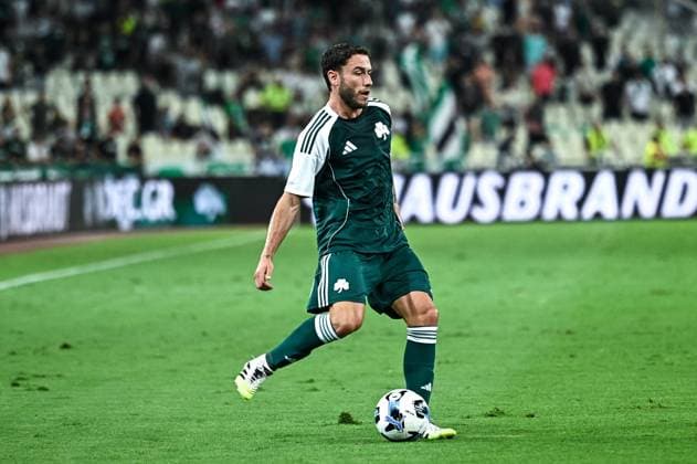 CALCIO - UEFA Europa League - Panathinaikos vs Samsunspor 2 Davide Calabria of Panathinaikos plays during the Europa League, Play-offs, 1st leg match between Panathinaikos and Samsunspor at OAKA Stadium on August 21, 2025, in Athens, Greece. Athens Greece  Copyright: xIPAxSport ABACAx