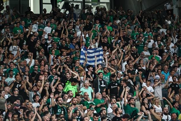 Panathinaikos v Samsunspor - UEFA Champions League Panathinaikos supporters have fun during the Europa League, Play-offs, 1st leg match between Panathinaikos and Samsunspor at OAKA Stadium in Athens, Greece, on August 21, 2025.  Copyright: xStefanosxKyriazisx originalFilename:kyriazis-panathin250821_npg6D.jpg