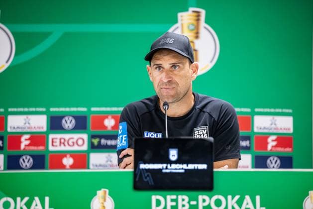 Fussball, Saison 2025 2026, DfB-Pokal, 2. Bundesliga, 3. Liga, Donaustadion Ulm, 1. Runde, SSV Ulm 1846 Fußball - SV Elversberg, 17.08.2025 17.08.2025, Fussball, Saison 2025 2026, DfB-Pokal, 2. Bundesliga, 3. Liga, Donaustadion Ulm, 1. Runde, SSV Ulm 1846 Fußball - SV Elversberg, Pressekonferenz Trainer Robert Lechleiter (SSV Ulm 1846 Fußball) Foto: Lucca Fundel Ulm Donaustadion Baden-Württemberg Deutschland