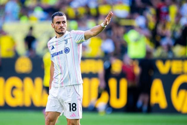 10.08.2025 - Fußball, 2025 2026, Saisoneröffnung, Testspiel, Borussia Dortmund - Juventus Turin: Filip Kostic (Juventus Turin) *** 10 08 2025 Football, 2025 2026, Season opener, Test match, Borussia Dortmund Juventus Turin Filip Kostic Juventus Turin
