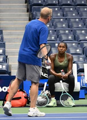 FLUSHING NY- AUGUST 21: Coco Gauff is seen on the practice court with her coach Gavin MacMillan on Arthur Ashe Stadium at the USTA Billie Jean King National Tennis Center on August 21, 2025 in Flushing Queens. Copyright: xmpi04x