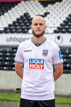 SSV Ulm 1846 Fußball; 3. Liga, Porträttermin 2025 2026 21 Marcel Seegert; SSV Ulm 1846 Fußball; 3. Liga, Porträttermin 2025 2026 Foto: Lucca Fundel Ulm Donaustadion Ulm Baden-Württemberg Deutschland