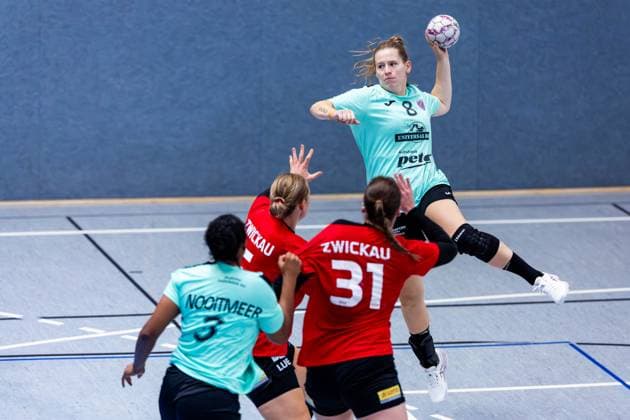 21.08.2025, GER, Handball, Frauen, Saison 2025 2026, 1.BL Alsco Frauen Handball Bundesliga, Testspiel, Thueringer HC - BSV Sachsen Zwickau Julie Holm (Thueringer HC,8) 99974 Mühlhausen Goermar Görmar-Halle Thüringen Deutschland