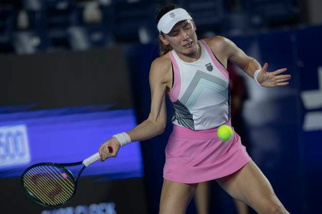 August 21, 2025, Monterrey, Nuevo Leon, Mexico: Yekaterina AleksoÂ¡ndrova (RUS) in action against Linda Noskova (CZE) during their match at the Monterrey Open WTA, Tennis Damen 500. Monterrey Mexico - ZUMAo125 0831114416st Copyright: xAntonioxOjedax