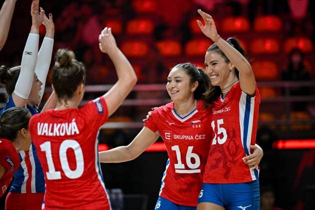 Argentina v Czech Republic - FIVB Women s Volleyball World Championship, WM, Weltmeisterschaft NAKHON RATCHASIMA, THAILAND - AUGUST 22: Players of Czech Republic celebrate after a position during the FIVB Women s Volleyball World Championship between Argentina and Czech Republic at Korat Chatchai Sports Hall, in Nakhon Ratchasima, Thailand, on August 22, 2025. Mustafa Hatipoglu Anadolu Nakhon Ratchasima Thailand. Editorial use only. Please get in touch for any other usage.  Copyright: x2025xAnadoluxMustafaxHatipoglux