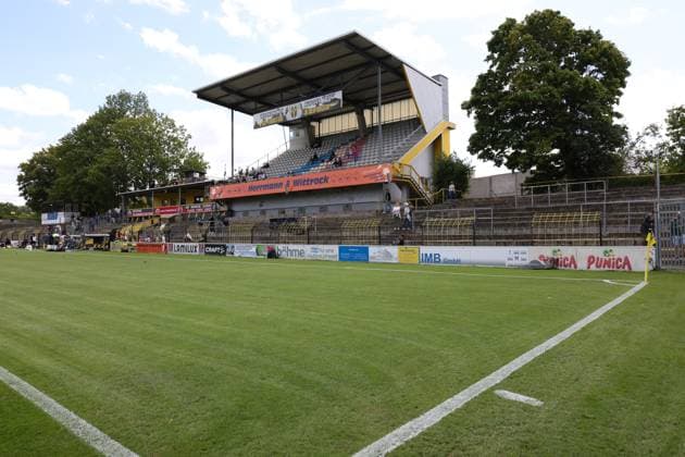 22.08.2025, Fussball, Frauen, Saison 2025 2026, Testspiel, Bayer Leverkusen - VfL Wolfsburg Stadionblick Hof Stadion Grüne Au Bayern Deutschland