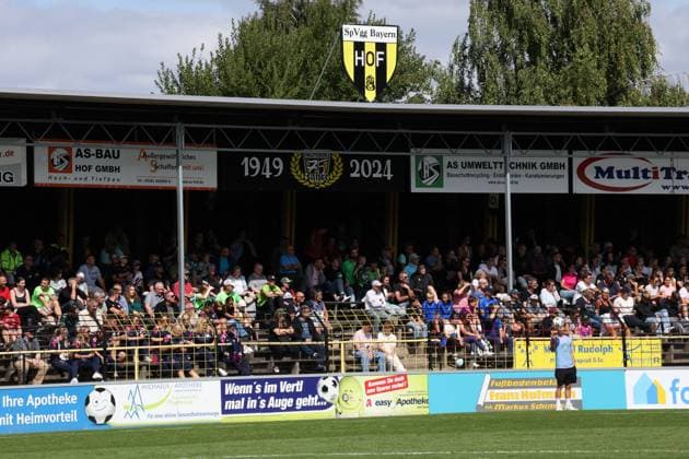 22.08.2025, Fussball, Frauen, Saison 2025 2026, Testspiel, Bayer Leverkusen - VfL Wolfsburg Stadionblick Hof Stadion Grüne Au Bayern Deutschland