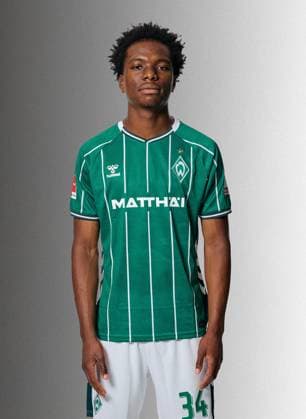offizieller Portraittermin SV Werder Bremen 2025 2026 Wesley Adeh (Werder Bremen 34); 1.BL Porträttermin 2025 2026,