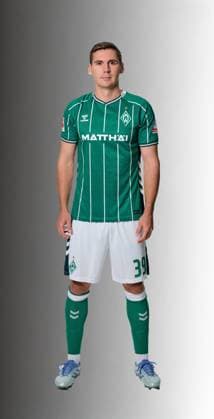 offizieller Portraittermin SV Werder Bremen 2025 2026 Maximilian Wöber Woeber (Werder Bremen 39)! 1.BL Porträttermin 2025 2026,