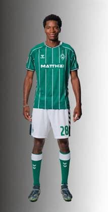 offizieller Portraittermin SV Werder Bremen 2025 2026 Skelly Alvero (Werder Bremen 28); 1.BL Porträttermin 2025 2026,