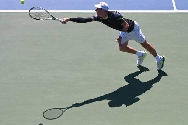 Belgian Kimmer Coppejans pictured in action during a tennis game against Peruvian Buse in the third round of the qualifications for the men s singles of the 2025 US Open Grand Slam tennis tournament in New York City, USA, Friday 22 August 2025. TONYxBEHAR  x131912142x