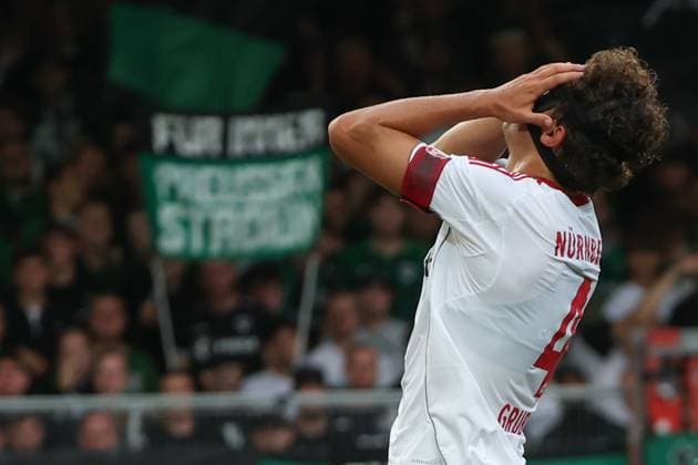 2. Bundesliga - SC Preußen Münster - 1. FC Nürnberg am 22.08.2025 im LVM Preußenstadion in Münster Fabio Gruber Lawrence (Nuernberg 4) unzufrieden, enttäuscht, enttaeuscht, niedergeschlagen.