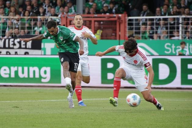 22.08.2025, xgrfx, Fussball 2.Bundesliga, Preußen Münster - 1.FC Nürnberg v.l. Tor, Oliver Batista Meier (Preußen Münster) (DFL DFB REGULATIONS PROHIBIT ANY USE OF PHOTOGRAPHS as IMAGE SEQUENCES and or QUASI-VIDEO) Münster