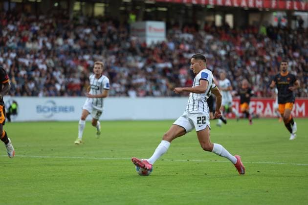 22.08.2025, xrekx, Fussball 2.Bundesliga, SV Elversberg - 1.FC Kaiserslautern v.l. Younes Ebnoutalib (SV 07 Elversberg) (DFL DFB REGULATIONS PROHIBIT ANY USE OF PHOTOGRAPHS as IMAGE SEQUENCES and or QUASI-VIDEO) Elversberg