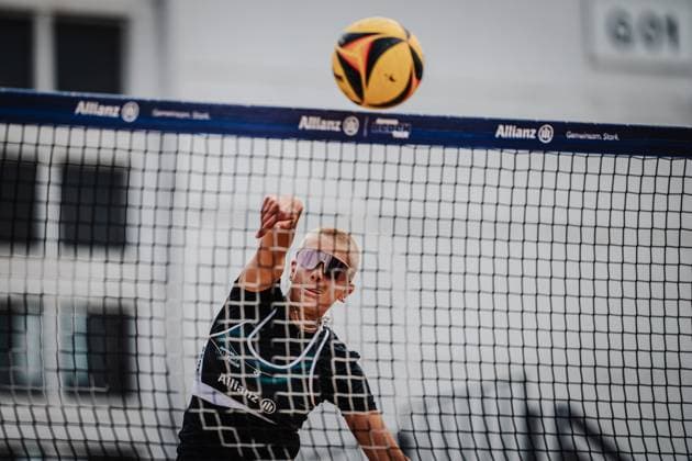 Beachvolleyball Frauen Allianz German Beach Tour 2025 Tourstop Berlin 22.08.2025 Mareet Maidhof beim Angriff Berlin Funkhaus Beach Berlin Deutschland
