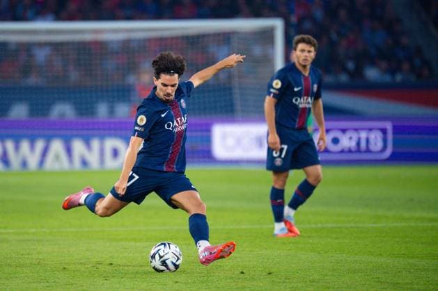 FOOTBALL : PSG vs Angers - Ligue1 - 22 08 2025 Vitinha Vitor Machado ( 17 - PSG ) and Joao Pedro Goncalves Neves ( 87 - PSG ) during the Ligue 1 match between Paris Saint Germain and Angers SCO at Parc Des Princes on August 22 , 2025 in Paris, France. ( Photo by Federico Pestellini PsnewZ ) - ParisFrance  Copyright: xx