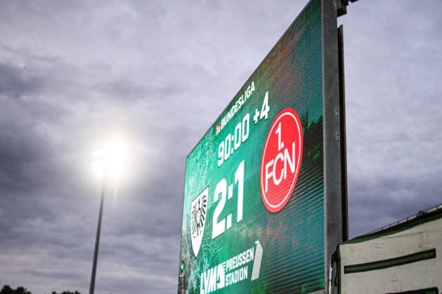 MUNSTER, GERMANY - 22 AUGUST, 2025: score, The football match of 2.Bundesliga SC Preussen Munster 1. FC Nurnberg at LVM-Preussenstadion  Copyright: xVITALIIxKLIUIEVx